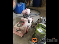 3 vacuümwaterpompen in de kelder - afbeelding 6 van  6