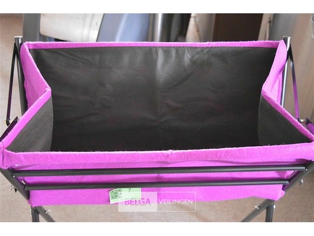 3 vegtrug poppy planter is een inklapbare, verhoogde plantenbak - afbeelding 2 van  4