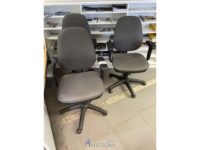 3 verrrijdbare typistenstoelen - afbeelding 2 van  5
