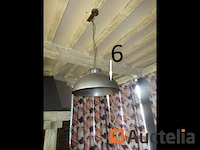 3 vintage metalen verlichtingsarmaturen, 1 plastic spiegel - ref: 9966-006