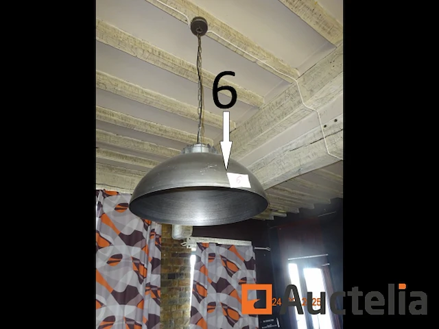 3 vintage metalen verlichtingsarmaturen, 1 plastic spiegel - ref: 9966-006 - afbeelding 2 van  4