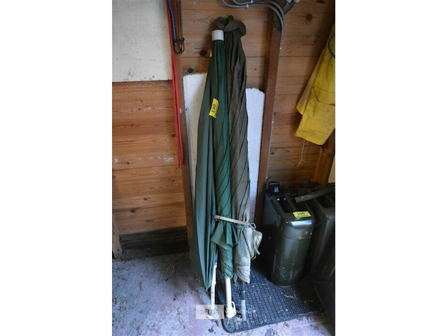 3 vis paraplu's - afbeelding 1 van  3