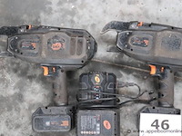 3 vlechtmachines tjep ultra grip, werking niet gekend - afbeelding 2 van  2