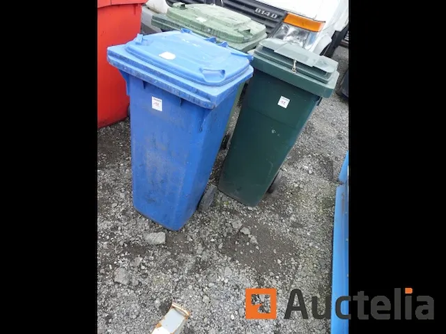 3 vuilnisbakken - afbeelding 1 van  4