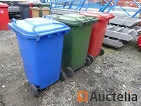 3 vuilnisbakken