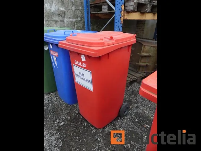 3 vuilnisbakken - afbeelding 1 van  3