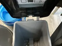 3 vuilnisbakken - afbeelding 5 van  6