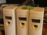 3 x air dispensers - afbeelding 1 van  3