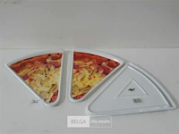 3 x bord in pizzavorm