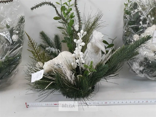 3 x kerststuk groen met beren en ballen - afbeelding 3 van  3