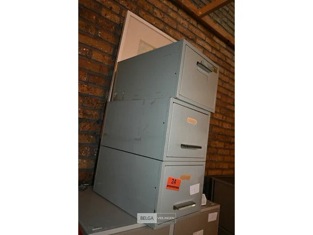 3 x metalen dossierkast met 1 lade - afbeelding 1 van  4
