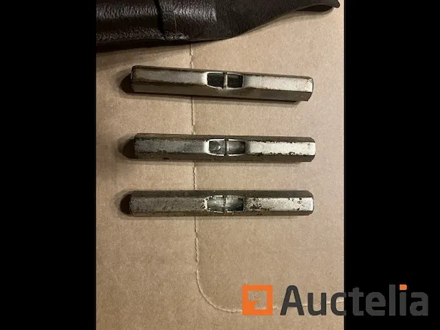 3 x mini waterpasje in hoesje - afbeelding 1 van  3