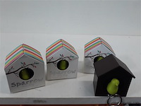 3 x sleutelhanger in vogelhuisje 1 stuks met fluitje - afbeelding 1 van  2