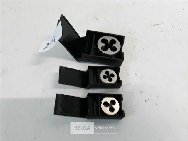 3 x snijkussen 1 x m4 1 x m5 1 x m10 - afbeelding 2 van  3