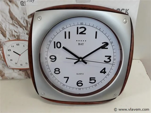 3 x wandklok 33x33 cm - afbeelding 2 van  2