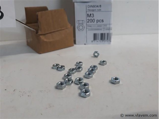 3 x zeskantmoeren verzinkt m 3 200 stuks - afbeelding 2 van  2