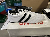 30 - indoor schoenen / taekwondo zwart wit/zwart (11st) - afbeelding 2 van  2