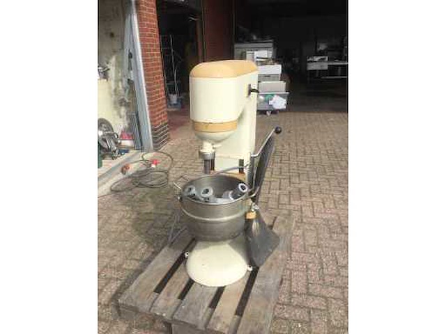 30 - mengkneedmachine - afbeelding 3 van  10