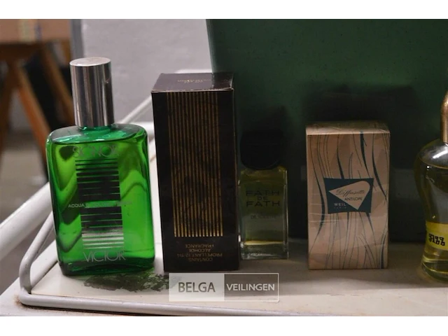 ±30 div soorten klassieke parfums - afbeelding 2 van  8