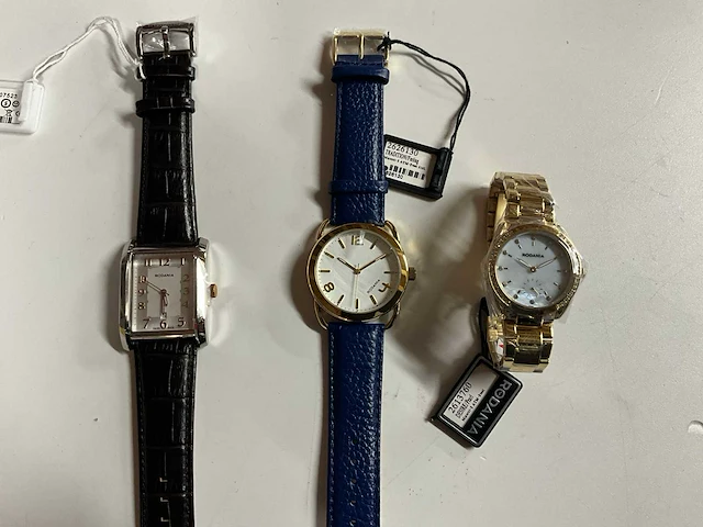 30 diverse horloges rodania - afbeelding 1 van  4
