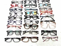 30 diverse leesbrillen - afbeelding 1 van  3