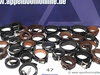 30 diverse riemen - afbeelding 1 van  4