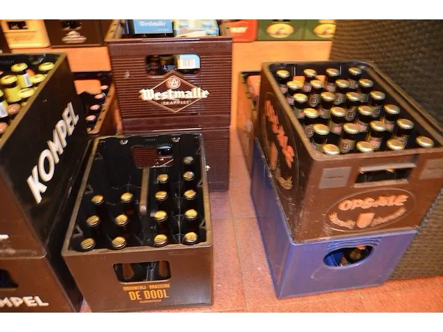 30 fl. wilderen cuve clarisse 33cl, 44 fl. wilderen 33cl, 21 fl. la trappe dubbel 33cl, 20 fl. la trappe blond 33cl, 12 fl. la trappe quadruppel 33cl, 46 fl. la trappe tripel 33cl , 24 fl. bruse zot 33cl - afbeelding 4 van  11