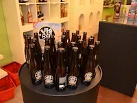 30 fl. wilderen cuve clarisse 33cl, 44 fl. wilderen 33cl, 21 fl. la trappe dubbel 33cl, 20 fl. la trappe blond 33cl, 12 fl. la trappe quadruppel 33cl, 46 fl. la trappe tripel 33cl , 24 fl. bruse zot 33cl - afbeelding 5 van  11