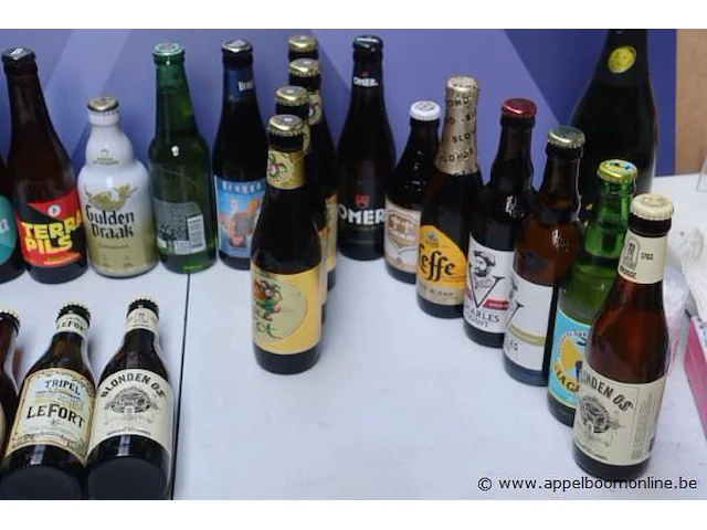 30 flesjes diverse bieren - afbeelding 2 van  4