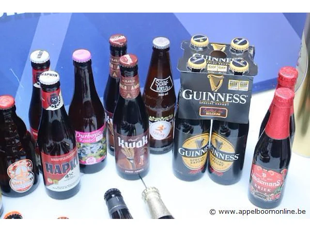 30 flesjes diverse bieren - afbeelding 2 van  4