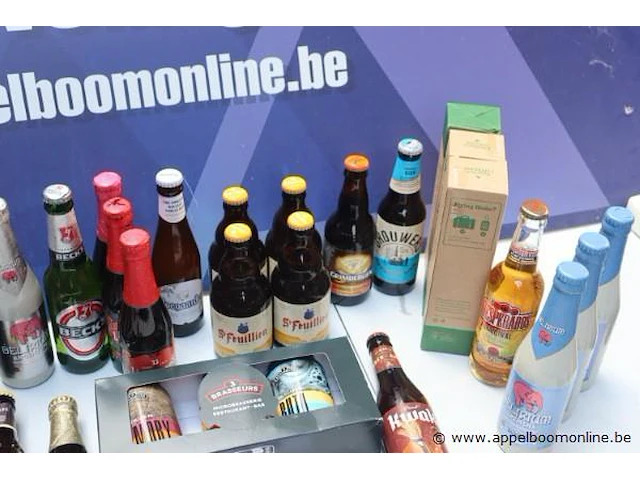 30 flesjes diverse bieren - afbeelding 2 van  3