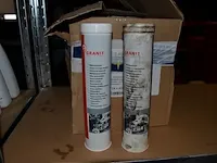 30 verf producten, 2 metalen rekken, kuisdoeken, doos vet, 5 jerrycans (9,10,12,14,15) - afbeelding 11 van  15