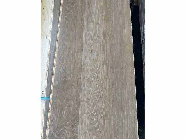30,48 m2 eiken meerlagen parket 746 - afbeelding 2 van  3