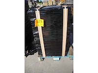 30,89 m² padouk + diverse gevelbekleding - afbeelding 1 van  4