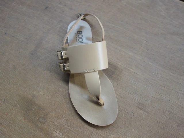 30x diverse schoenen - afbeelding 10 van  10