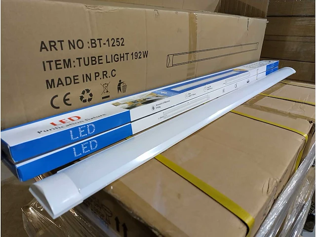 30x led batten 120cm 192 watt - 2024 - bt-1252 - afbeelding 1 van  15