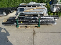 30x metalen poortpaal