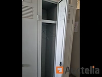 3+1 locker kasten - afbeelding 1 van  4