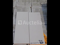31 m² witte tegels - afbeelding 1 van  2