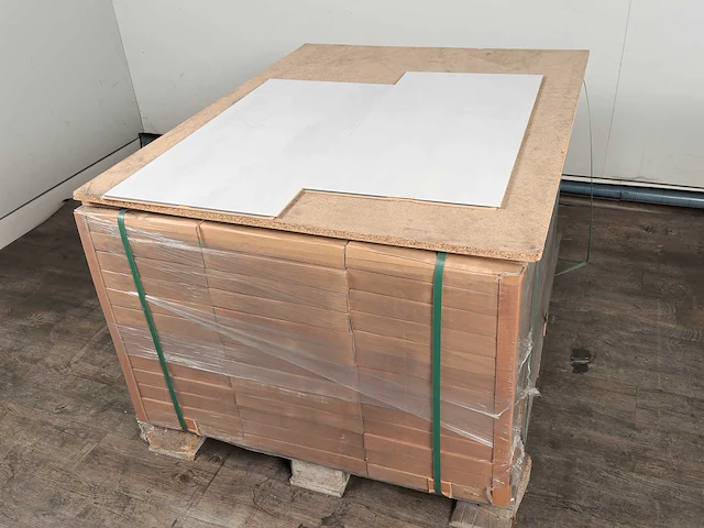 31 m2 laminaat tegel - 810 x 400 x 8 mm - afbeelding 4 van  4