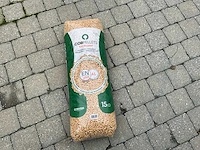 31 zakken houtpellets corpellets(15kg) - afbeelding 1 van  3