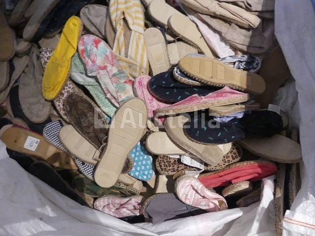 315 veelkleurige losse espadrilles - afbeelding 1 van  7