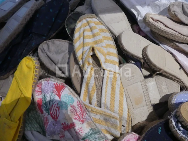315 veelkleurige losse espadrilles - afbeelding 2 van  7