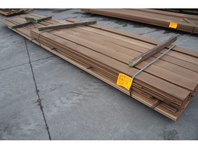 31,61 m² ayous thermo planchetten - afbeelding 1 van  6