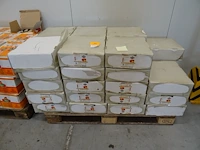 31x doos gedroogde perzik - afbeelding 1 van  4