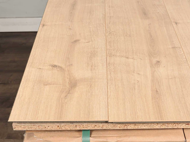 32 m2 laminaat plank - 1285 x 192 x 12 mm - afbeelding 2 van  4