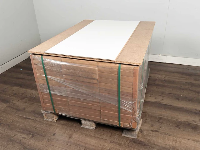 32 m2 laminaat tegel - 1220 x 610 x 8 mm - afbeelding 4 van  4