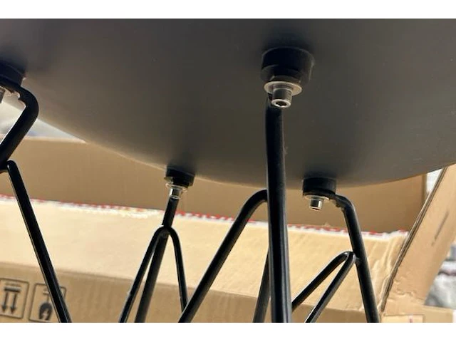 32 stoelen - afbeelding 5 van  6