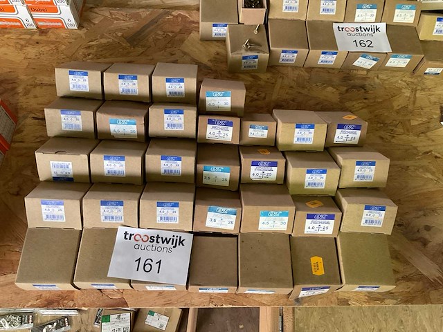 32 x dozen schroeven - afbeelding 1 van  6