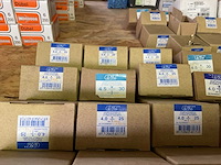 32 x dozen schroeven - afbeelding 3 van  6